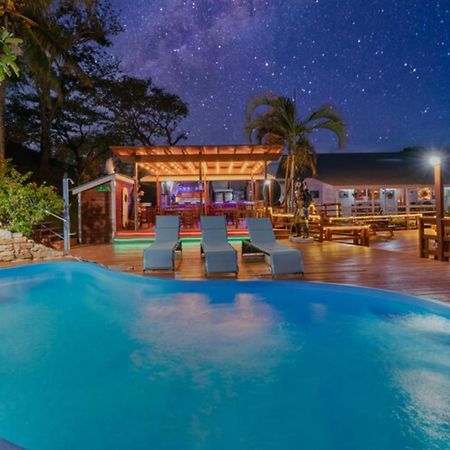 Hotel And Dive Center Roatan Yacht Club French Harbour Екстер'єр фото