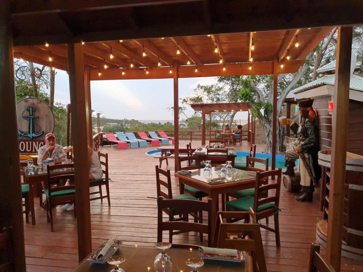 Hotel And Dive Center Roatan Yacht Club French Harbour Екстер'єр фото