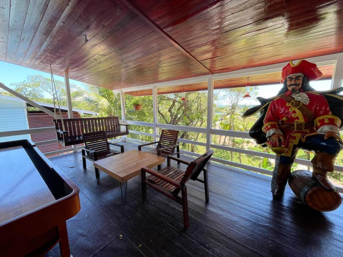 Hotel And Dive Center Roatan Yacht Club French Harbour Екстер'єр фото